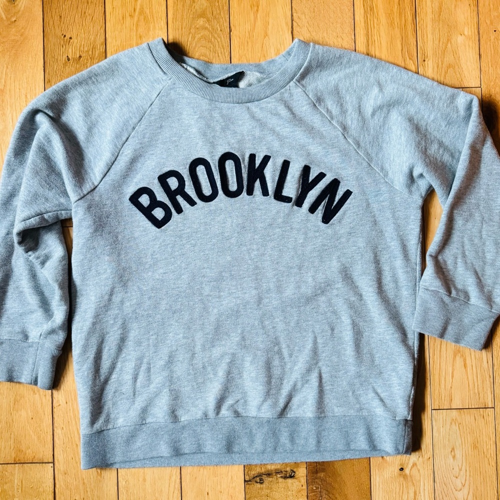J.Crew Women’s Medium Brooklyn Sweatshirt Gray Crewneck 100% Cotton Pullover